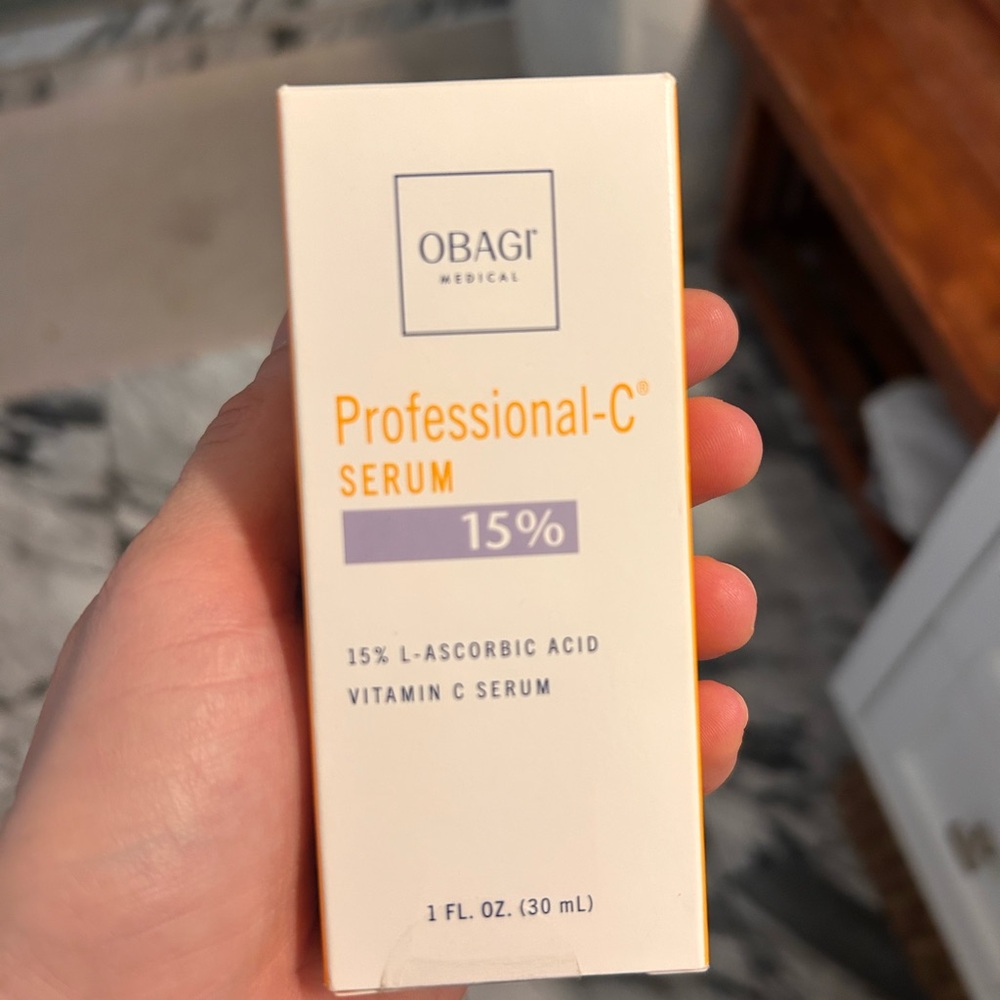 Obagi Professional-C Serum 15% - White and Orange